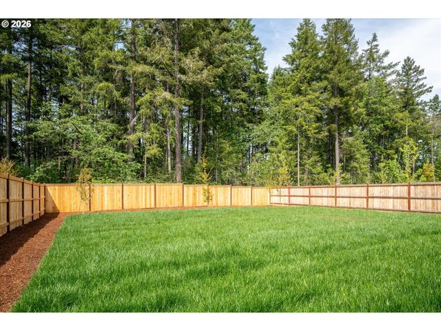 25323 E BROADWAY Ave, Veneta, OR 97487