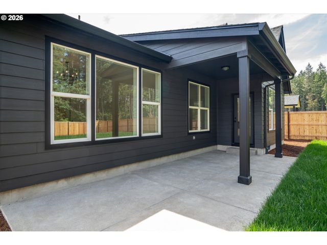 25323 E BROADWAY Ave, Veneta, OR 97487