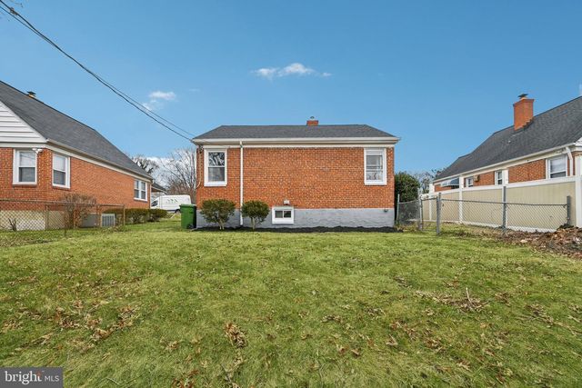 4902 GILRAY DR, Baltimore, MD 21214