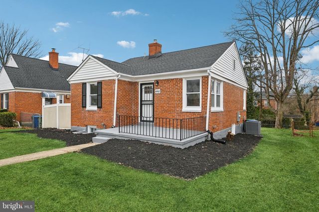 4902 GILRAY DR, Baltimore, MD 21214