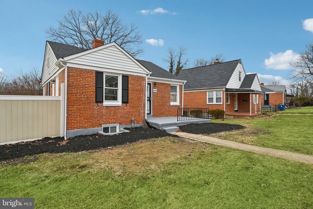 4902 GILRAY DR, Baltimore, MD 21214