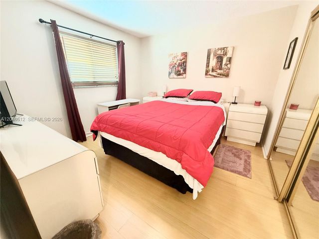 2145 Pierce St 206, Hollywood, FL 33020