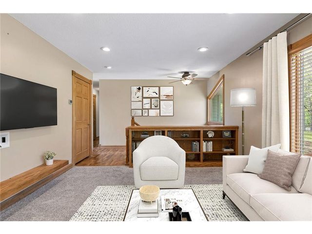 365 Casperson Drive, Hudson, WI 54016