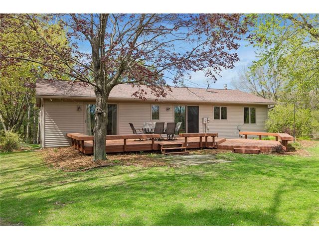 365 Casperson Drive, Hudson, WI 54016