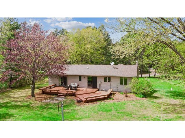 365 Casperson Drive, Hudson, WI 54016