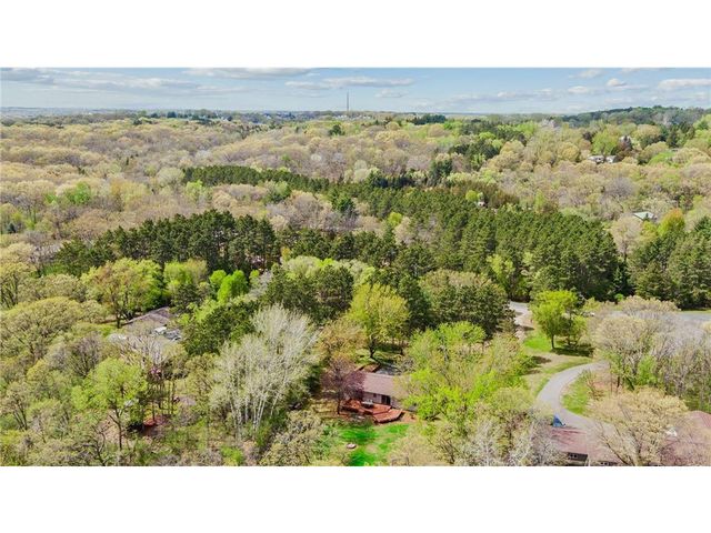 365 Casperson Drive, Hudson, WI 54016