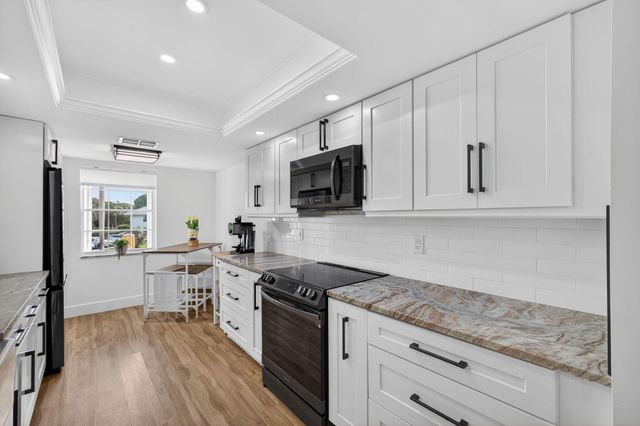 1210 N Sugar Sands Boulevard 243, Singer Island, FL 33404
