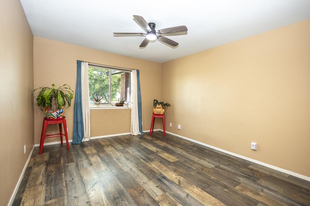 Image 11 of property listing at 11733 N Walnut Grove Road, San Angelo, TX 76901
