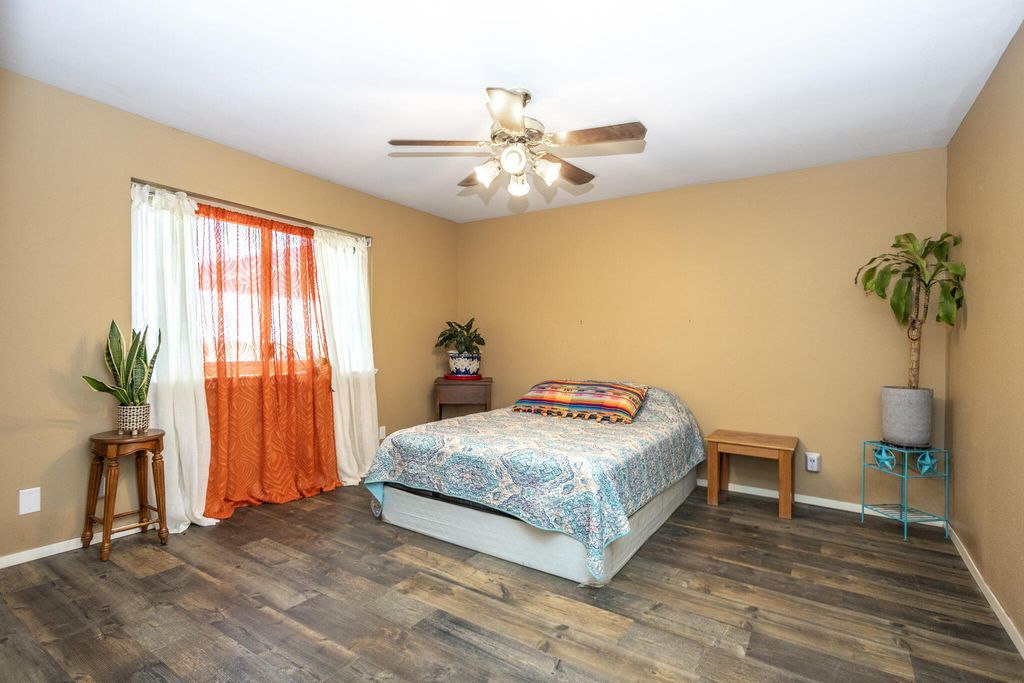 Image 12 of property listing at 11733 N Walnut Grove Road, San Angelo, TX 76901