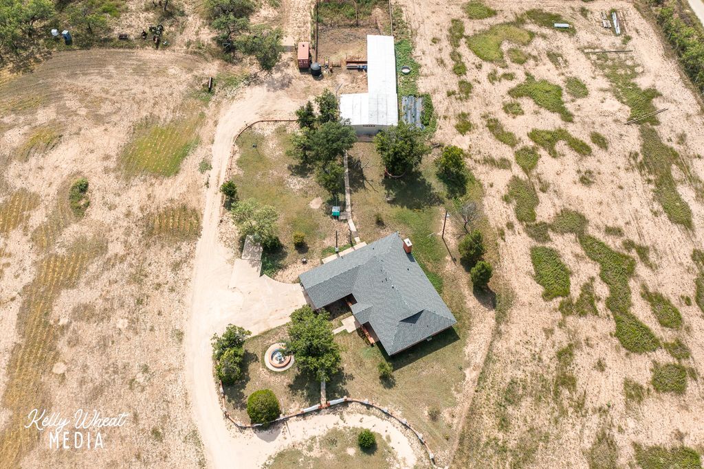 Image 27 of property listing at 11733 N Walnut Grove Road, San Angelo, TX 76901