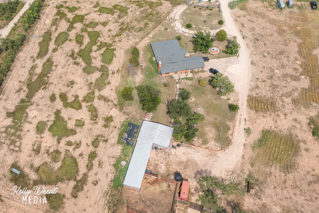 Image 28 of property listing at 11733 N Walnut Grove Road, San Angelo, TX 76901