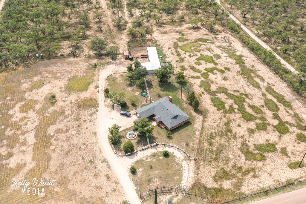 Image 34 of property listing at 11733 N Walnut Grove Road, San Angelo, TX 76901
