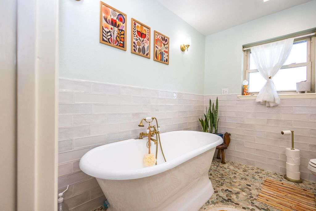 Image 52 of property listing at 11733 N Walnut Grove Road, San Angelo, TX 76901