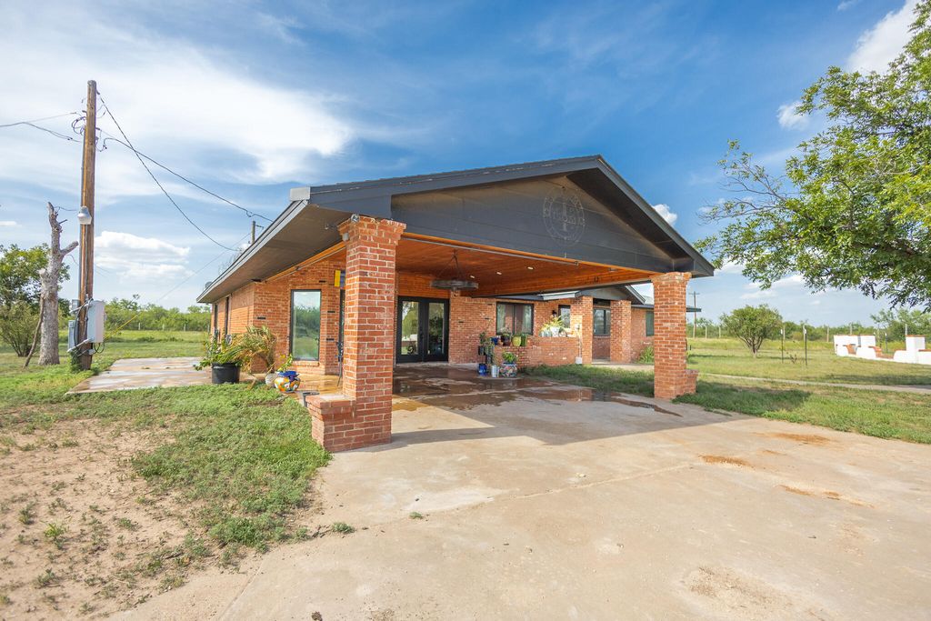 Image 56 of property listing at 11733 N Walnut Grove Road, San Angelo, TX 76901
