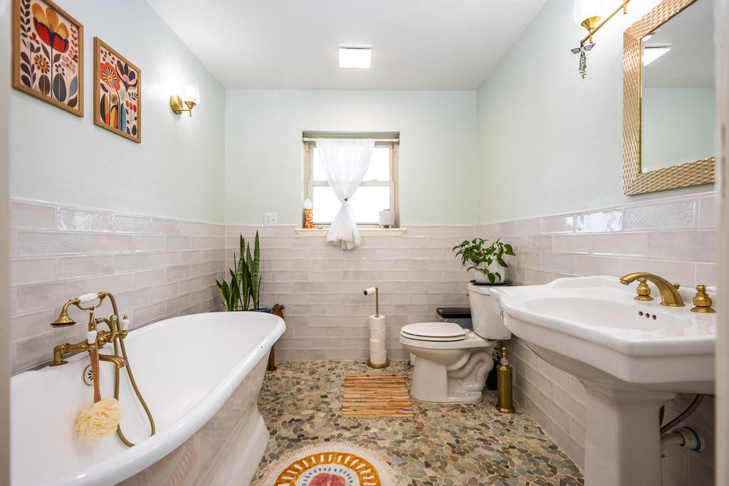 Image 57 of property listing at 11733 N Walnut Grove Road, San Angelo, TX 76901