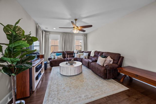 255 Saxony Loop, Summerville, SC 29486