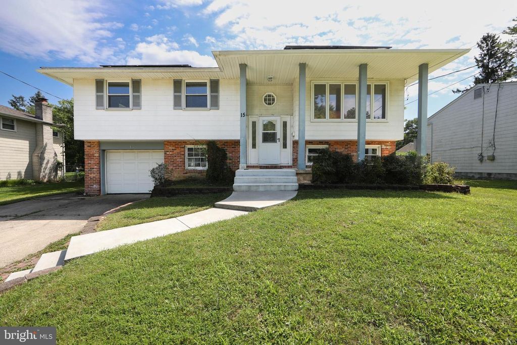 15 KNOLLWOOD DR, CHERRY HILL, NJ 08002 — exterior