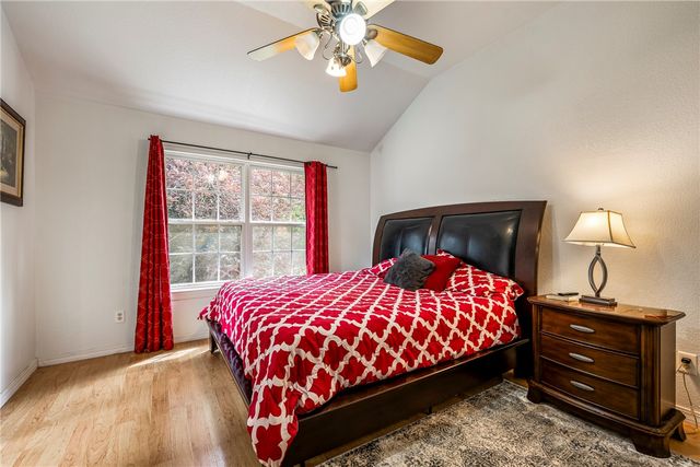 10 Boreland Lane, Bella Vista, AR 72715