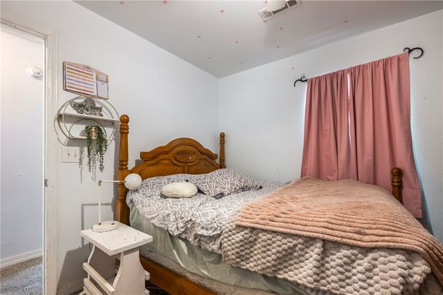 10 Boreland Lane, Bella Vista, AR 72715