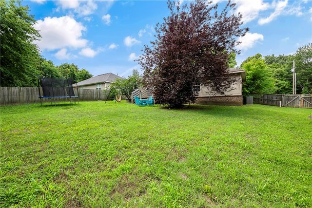 10 Boreland Lane, Bella Vista, AR 72715
