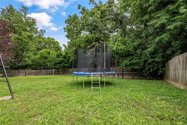 10 Boreland Lane, Bella Vista, AR 72715