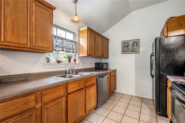 10 Boreland Lane, Bella Vista, AR 72715