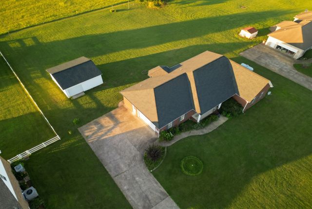 2175 Horton Way, Lewisburg, TN 37091