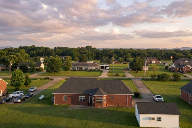 2175 Horton Way, Lewisburg, TN 37091