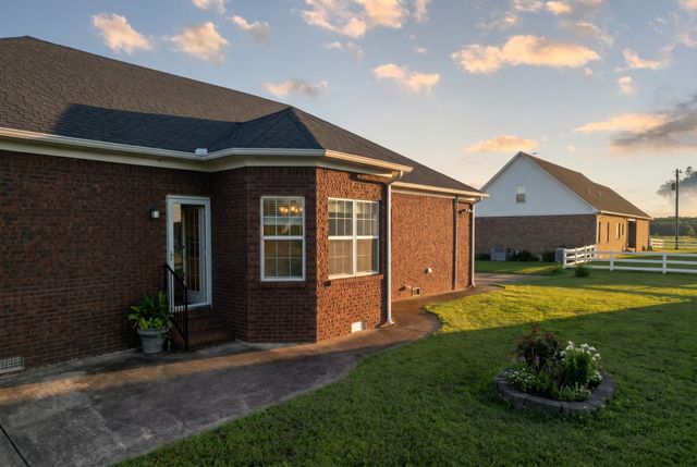 2175 Horton Way, Lewisburg, TN 37091