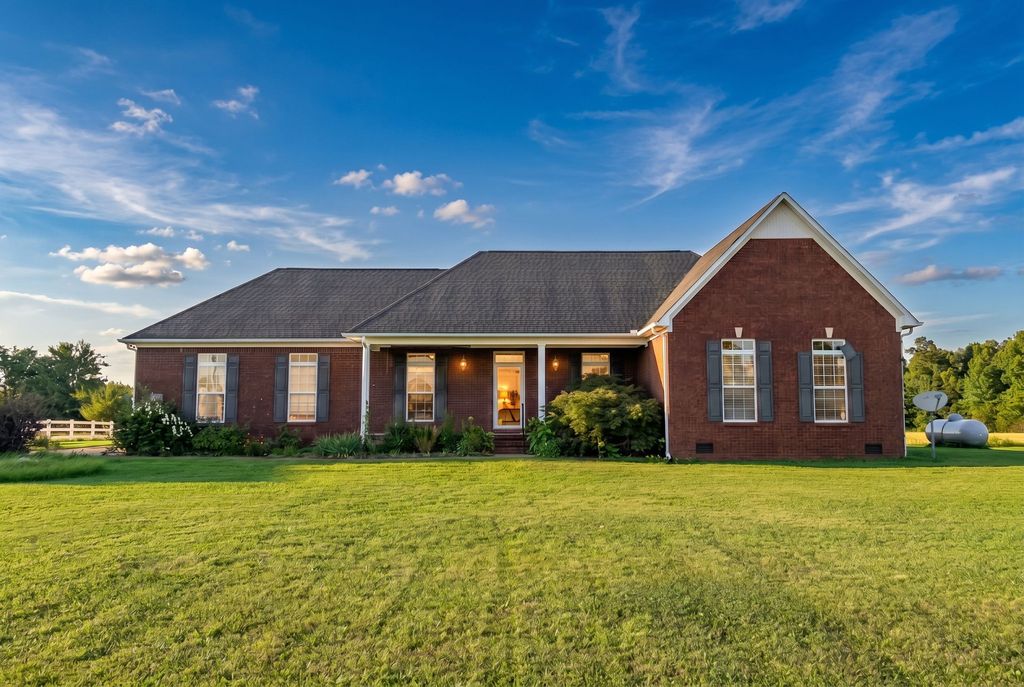 2175 Horton Way, Lewisburg, TN 37091