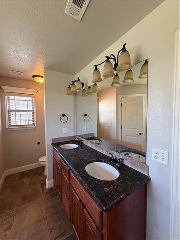 3106 Oakleigh Road, Bentonville, AR 72713