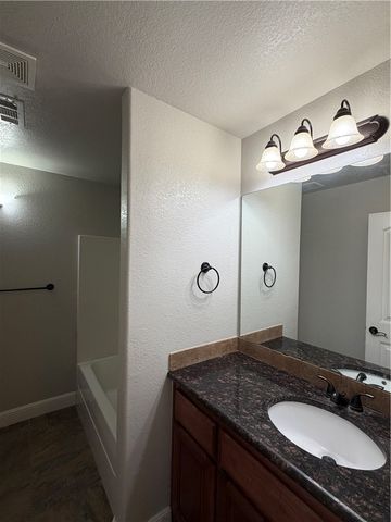 3106 Oakleigh Road, Bentonville, AR 72713