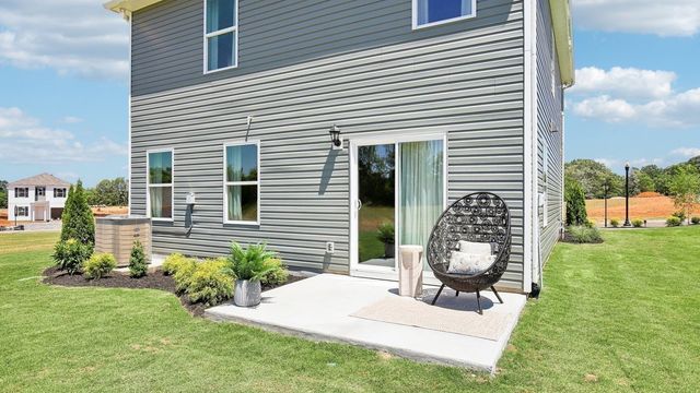 1112 Canyon Dr, Portland, TN 37148