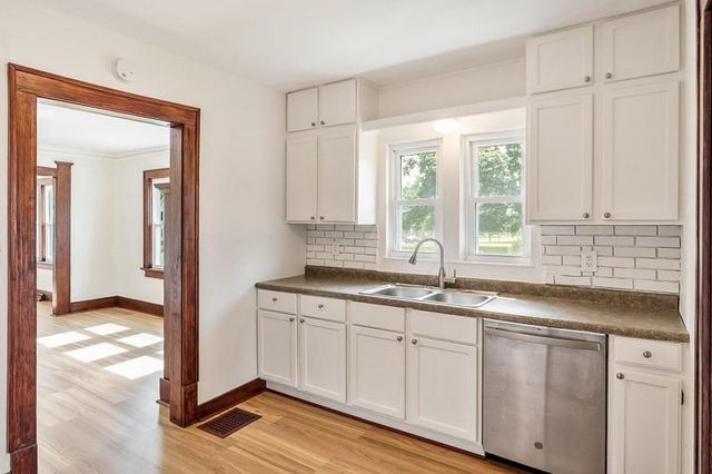 237 E Madison Avenue, Milton, WI 53563