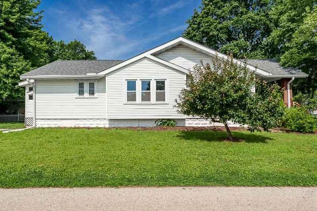 237 E Madison Avenue, Milton, WI 53563