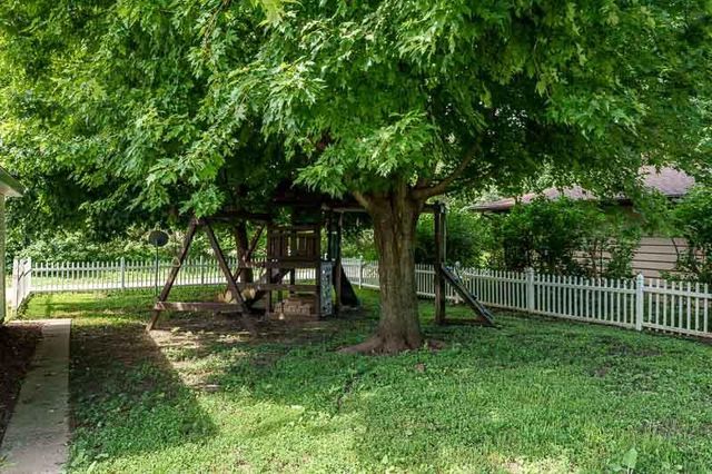 237 E Madison Avenue, Milton, WI 53563