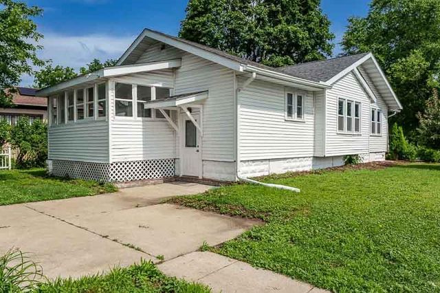 237 E Madison Avenue, Milton, WI 53563
