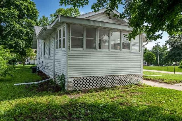 237 E Madison Avenue, Milton, WI 53563