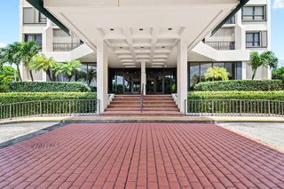 5600 N Flagler Drive 2202, West Palm Beach, FL 33407