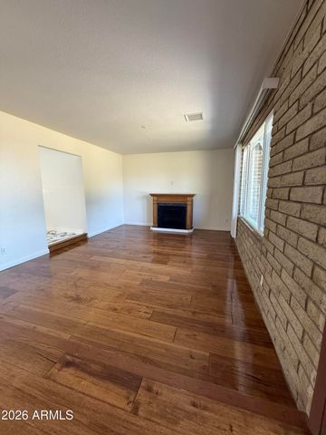 3523 W BROWN Street, Phoenix, AZ 85051