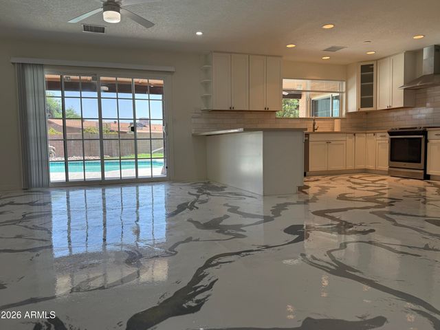 3523 W BROWN Street, Phoenix, AZ 85051