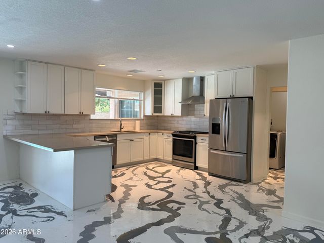 3523 W BROWN Street, Phoenix, AZ 85051