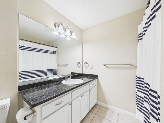 3284 Fairview Avenue, Crestview, FL 32539
