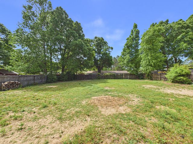 3284 Fairview Avenue, Crestview, FL 32539