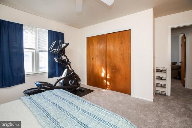 2 ALBERT E BONACCI DR, Hamilton, NJ 08690