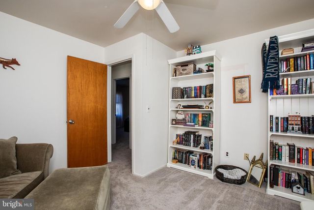 2 ALBERT E BONACCI DR, Hamilton, NJ 08690