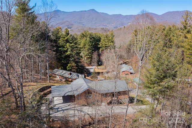 600 Pinewood Drive, Waynesville, NC 28786