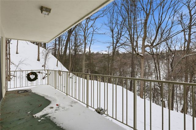 81 Lost Mountain Trail, Penfield, NY 14625