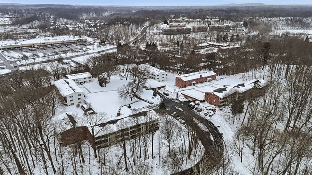 81 Lost Mountain Trail, Penfield, NY 14625