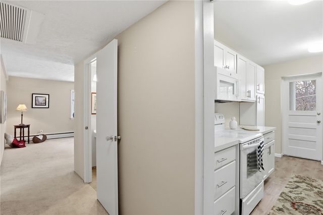 81 Lost Mountain Trail, Penfield, NY 14625